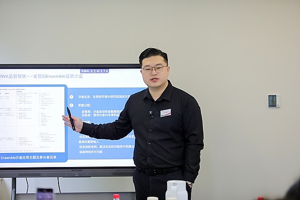 比特币抄底时机分析：关键支撑位与市场情绪解读
