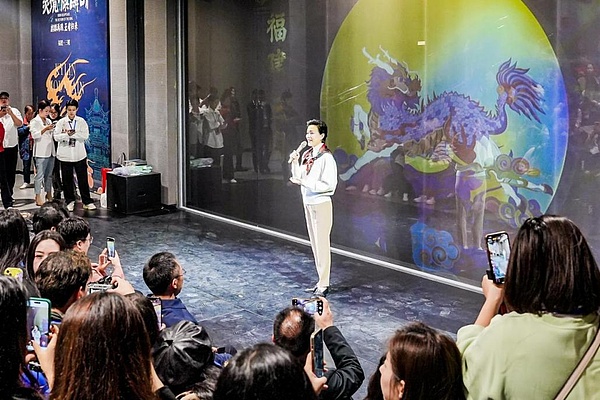 加密市场的狂欢背后：我们是否正站在悬崖边缘？